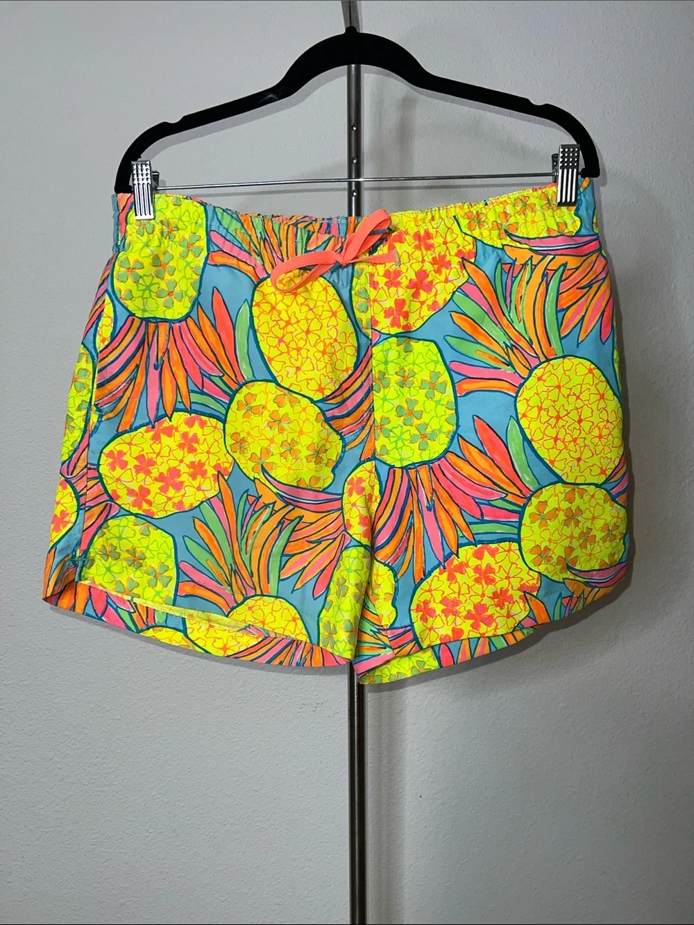 Chubbies The Hooligan Neon Pineapple Print Swimtrunks